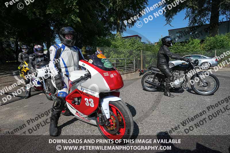 cadwell park;cadwell park photographs;cadwell trackday photographs;enduro digital images;event digital images;eventdigitalimages;peter wileman photography;racing digital images;trackday digital images;trackday photos